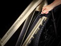 Elektrofahrrad Trek Powerfly 7 EU 2023 hellbraun  