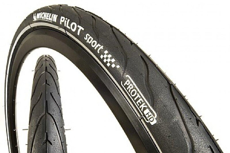 Plášť PILOT SPORT 700x35C čierny 440g